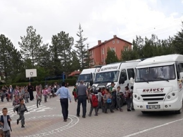 Kuzucu Turizm — araç ve yolculuk fotoğrafı 1